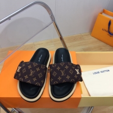 Louis Vuitton Slippers